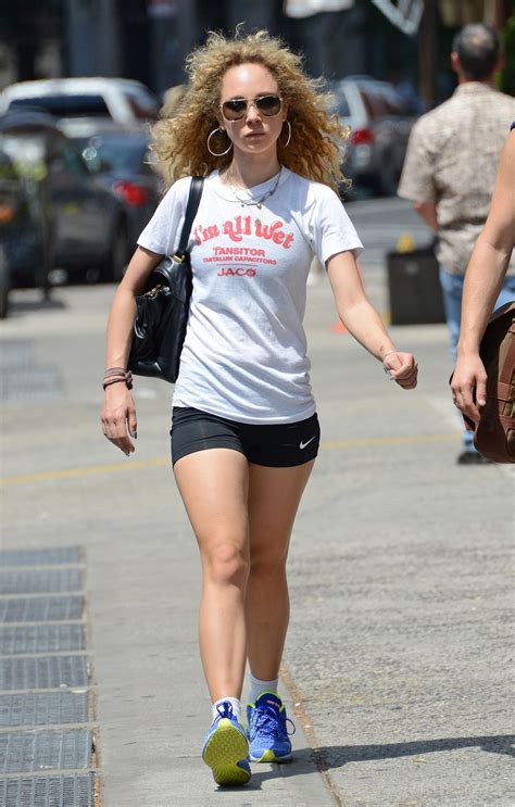 juno temple heading to the gym in soho in new york city september 2014
