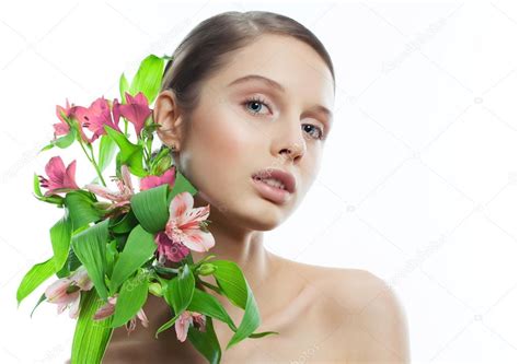 beauty portrait beautiful spa woman  flowers  shoulders perfect