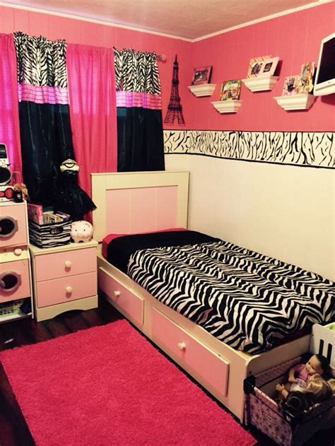 my 8 year old daughter s new tween pink and zebra room cool dorm rooms girl bedroom