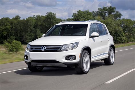 volkswagen tiguan vw review ratings specs prices    car connection