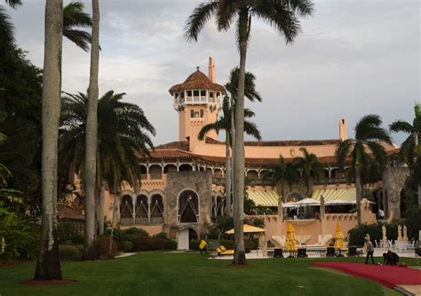 trumps mar  lago club  price  joining winter white house  doubled chicago