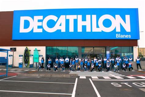 decathlon abre una nueva tienda en blanes cmd sport