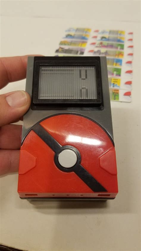 Pokémon Pokedex Trainer Kit System 16 Tags Cards Tomy 2013