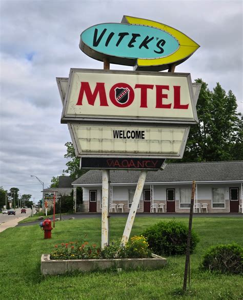 viteks motel st ignace mi viteks motel  north sta flickr