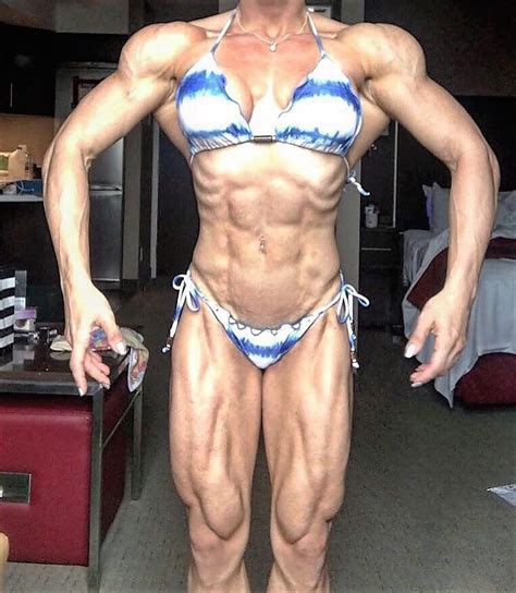 Pin By Anastasia Brewer On Bodybuilding Motivation Muscle Women Body