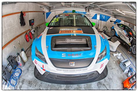 tcr international series racing weekend  stefano comini  autoscout  yves alain moor