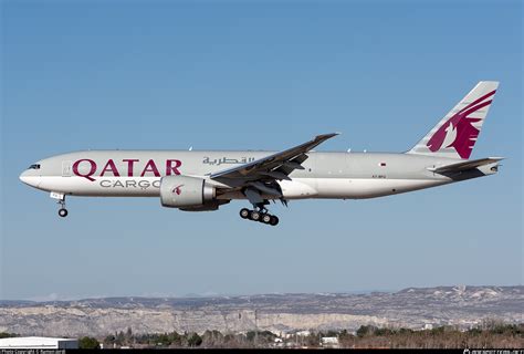 bfu qatar airways cargo boeing   photo  ramon jordi id  planespottersnet