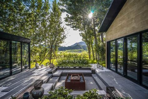 beautiful courtyard house modeled  traditional chinese homes