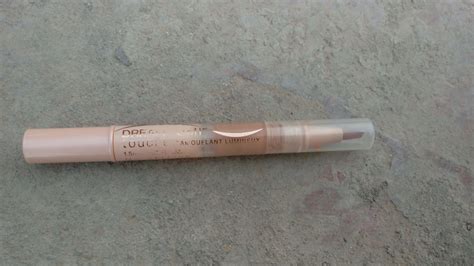 maybelline dream lumi touch highlighting concealer honey review