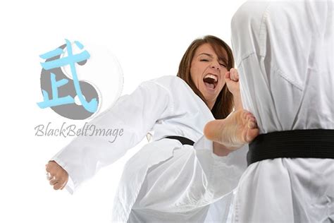 blackbeltimage ok that s cool martial arts women martial arts karate