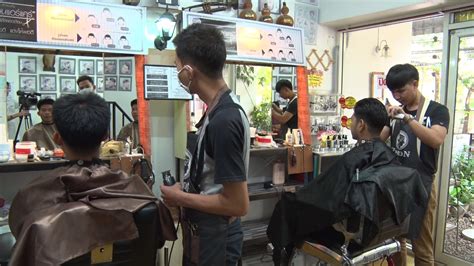 Chiang Mai Citynews Barbershop Causes Outrage By Opening