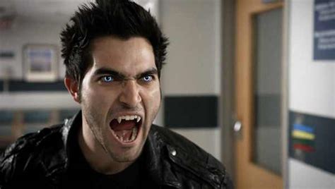 Derek Hale Season 1 Teen Wolf Wiki Fandom Powered By