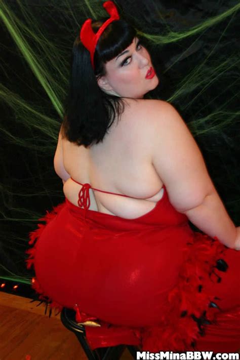 chubby and bbw costumes and cosplay bbw fuck pic
