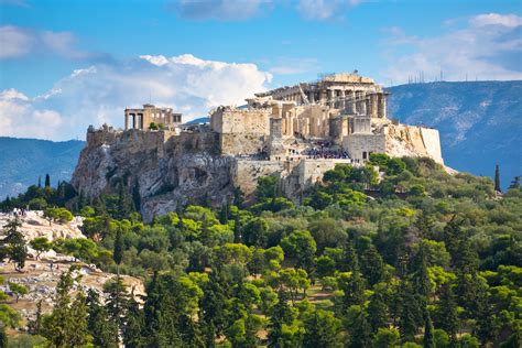 trace history   acropolis  athens international traveller