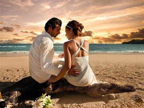 cute wallpapers romantic moment