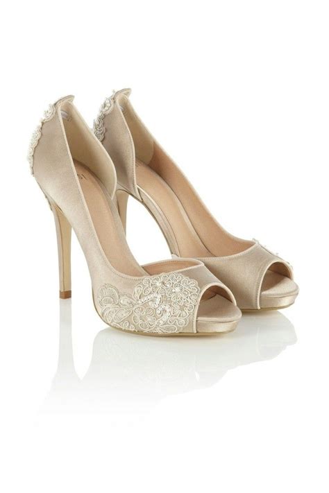 Pin By Kristin Sanchez On Bride Accessories Wedding Shoes Lace Bride