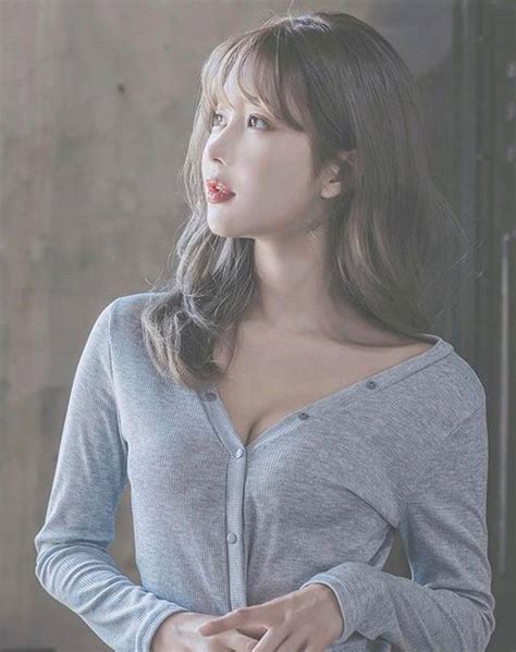 Jang Hyun Seo Penjaga Warnet Cantik Di Korea Jadi Model Panas