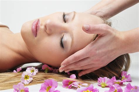 countless healthy benefits of the facial massage