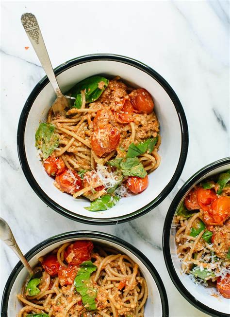 double tomato pesto spaghetti with zucchini noodles