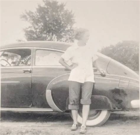 Vintage Orig 1952 B And W Photo Of Woman Posing With 1940s Or 50s Car 7