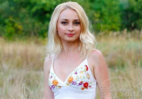 caring ukraine woman alisa from kiev 38 yo hair color blond