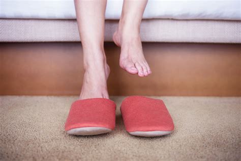 slippers  women