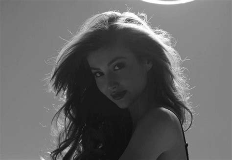 Watch The Newest Photos Of Nathalie Hart Princess Snell The Famous