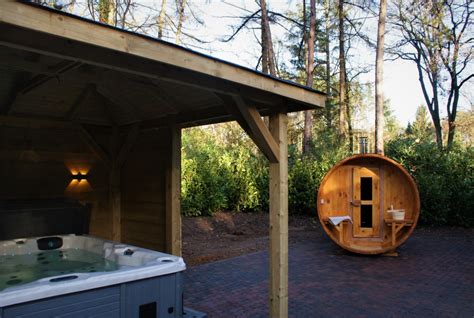 prive wellness vakantiehuisjes met sauna en jacuzzi luxe relaxen