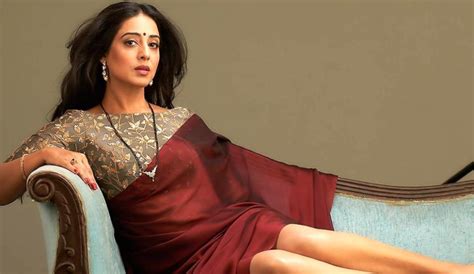 8 Things You Didnt Know About Mahie Gill Super Stars Bio