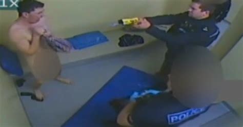 Pc Lee Birch Tasered Naked Suspect Daniel Dove After He