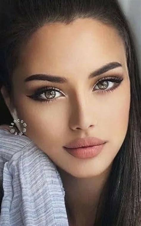 most beautiful eyes stunning eyes beautiful lips pretty woman