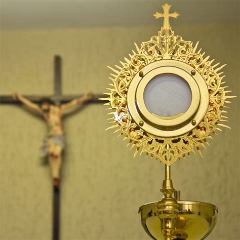 blessed sacrament  exposed  good friday catholic answers qa