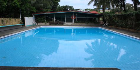 private swimming pool  rent