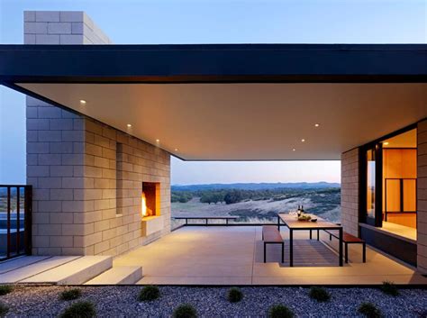 passively cooled house  outdoor living spaces