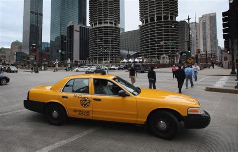 iconic yellow cab color   start  chicago lore  hyde park chicago dnainfo