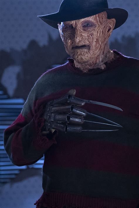freddy krueger pays the goldbergs a visit in new halloween episode photos