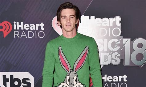 drake bell nude photo leak social media reactions daily mail online