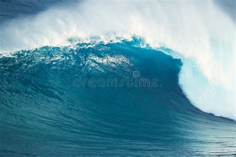 powerful ocean wave stock photo image  outdoor shorebreak
