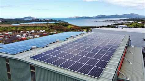 advantages  solar energy  industrial factorywarehouse eco green energy