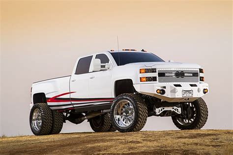 images  lifted chevy trucks  pinterest