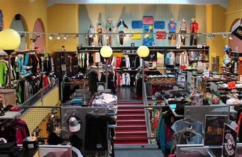 metro boutique eroeffnet   mai  im pilatusmarkt  kriens einen multibrand shop