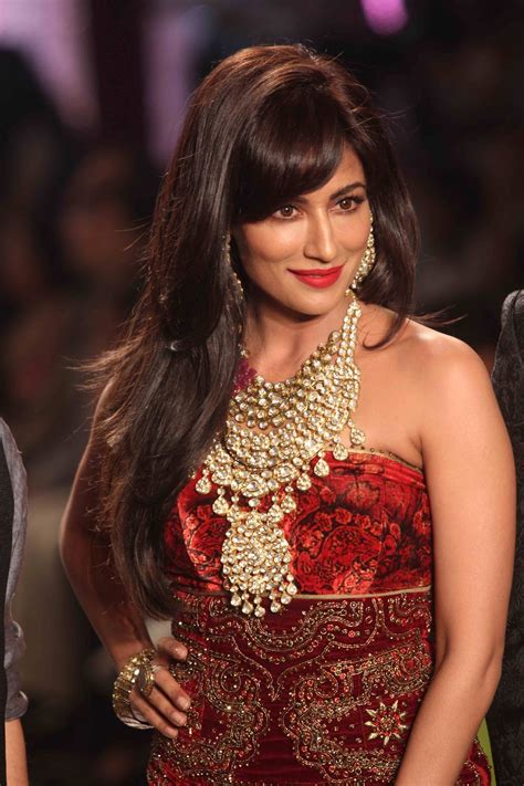 High Quality Bollywood Celebrity Pictures Chitrangada