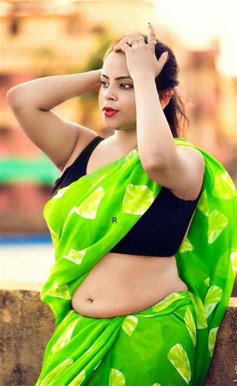 Pin By Maximas On Navel Saree Gorgeous Women Hot Saree Photoshoot