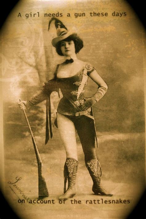 30 Interesting Vintage Photographs Of Women Posing With