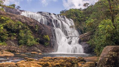 waterfalls  sri lanka ultimate guide   waterfalls