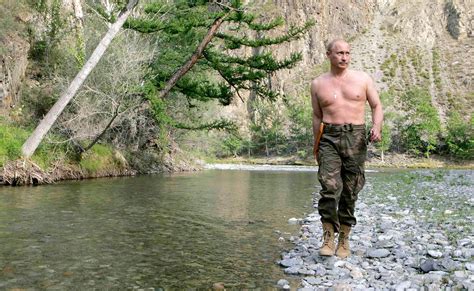 A Novel Imagines Putin Is Retired And Has Dementia The New York Times