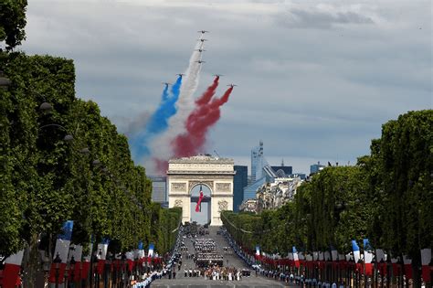 bastille day 2016 photos of huge military parade on the champs elysees in paris