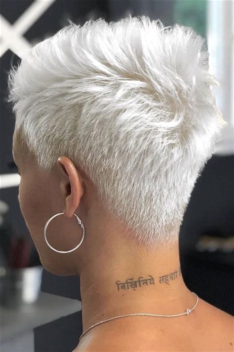 Fashionable Messy Short Pixie Haircut Fashion Girl S Blog In 2020