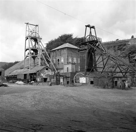 colliery photographs  john cornwell
