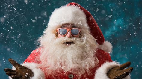 father christmas suffers heart attack dies  school party